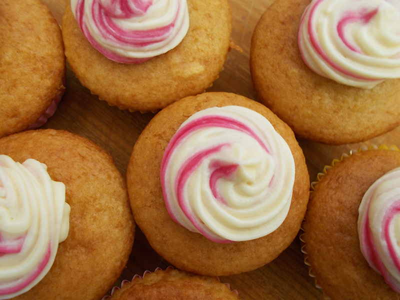 Vegan Raspberry Ripple Cupcakes | The Chestnut Candle
